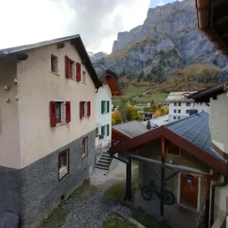 Centre Apartment *